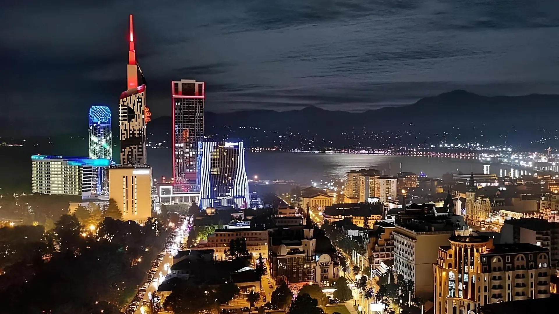 Апартаменты Orbi City Panorama Sea View Батуми Грузия