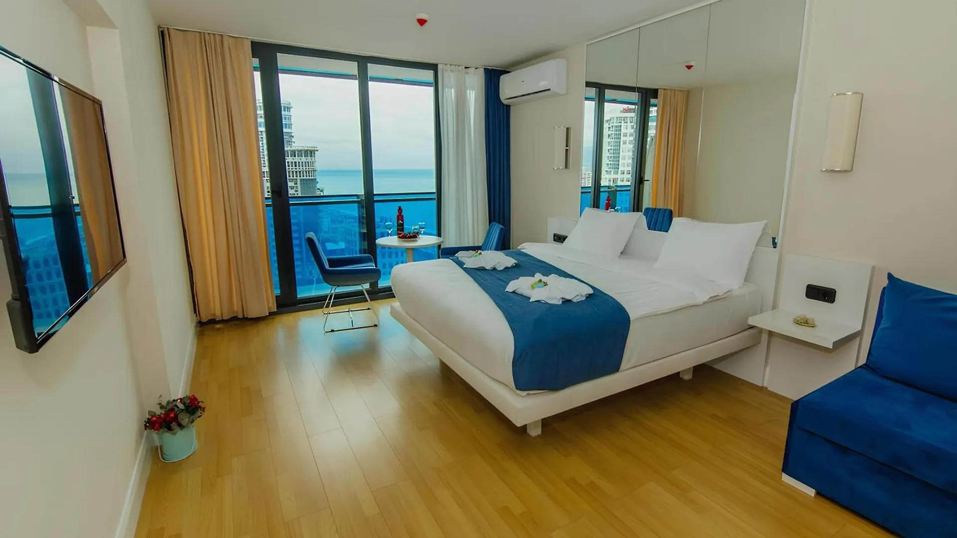 Orbi City Panorama Sea View Batumi Apartment